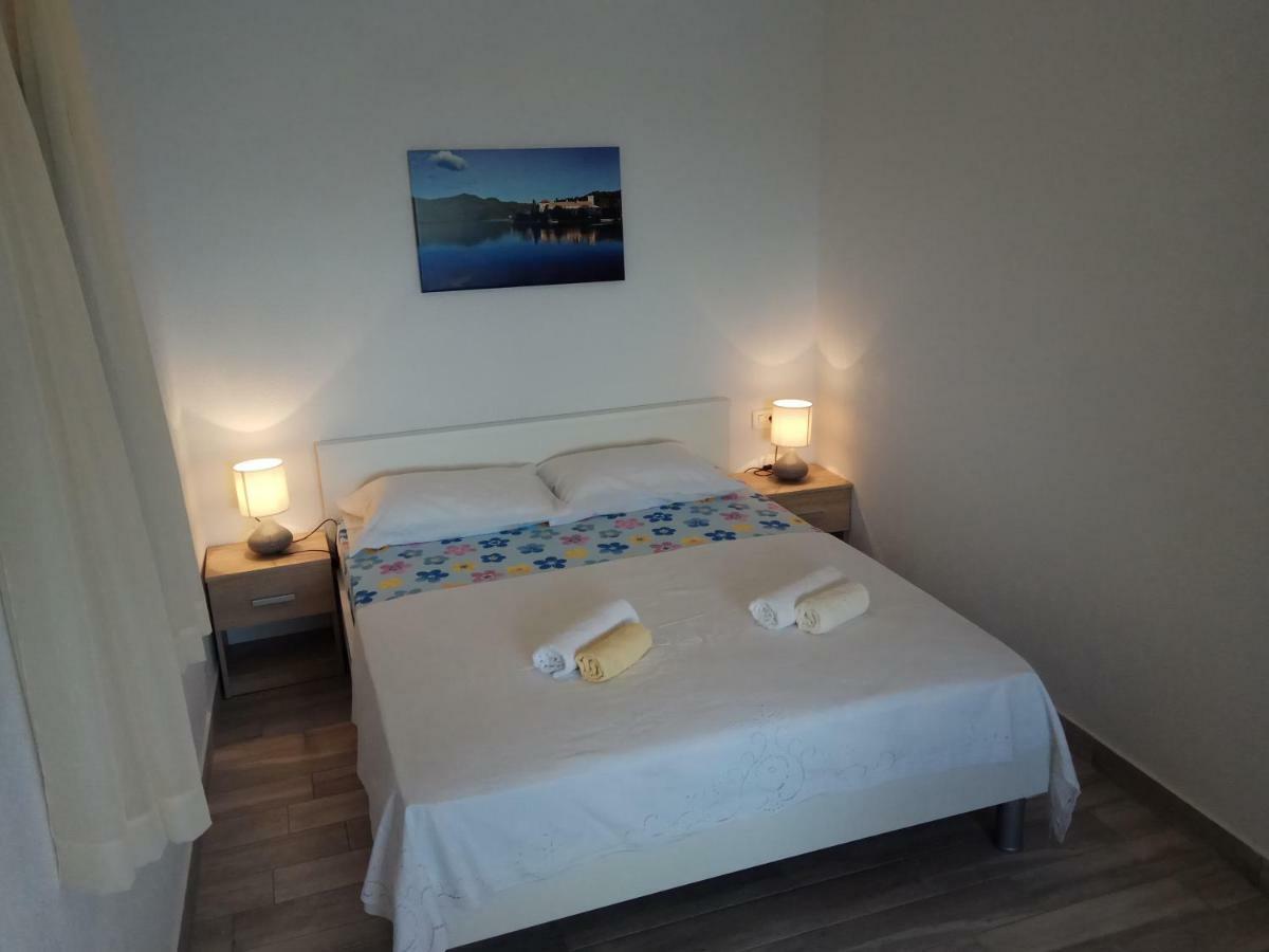 Adriatic - Apartment With Jacuzzi Sobra Ngoại thất bức ảnh