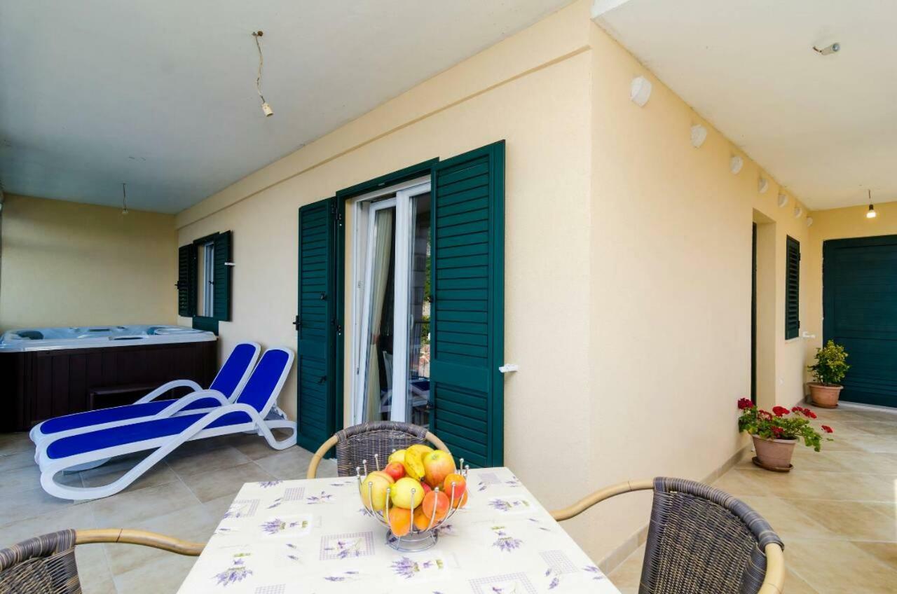 Adriatic - Apartment With Jacuzzi Sobra Ngoại thất bức ảnh
